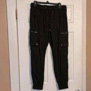 Banana Republic M black cargo joggers medium pants elastic waist 8/10